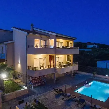 Apartments Iva- With Pool
