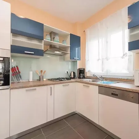 Apartments Iva- With Pool Appartement Sveti Petar (Zadar)